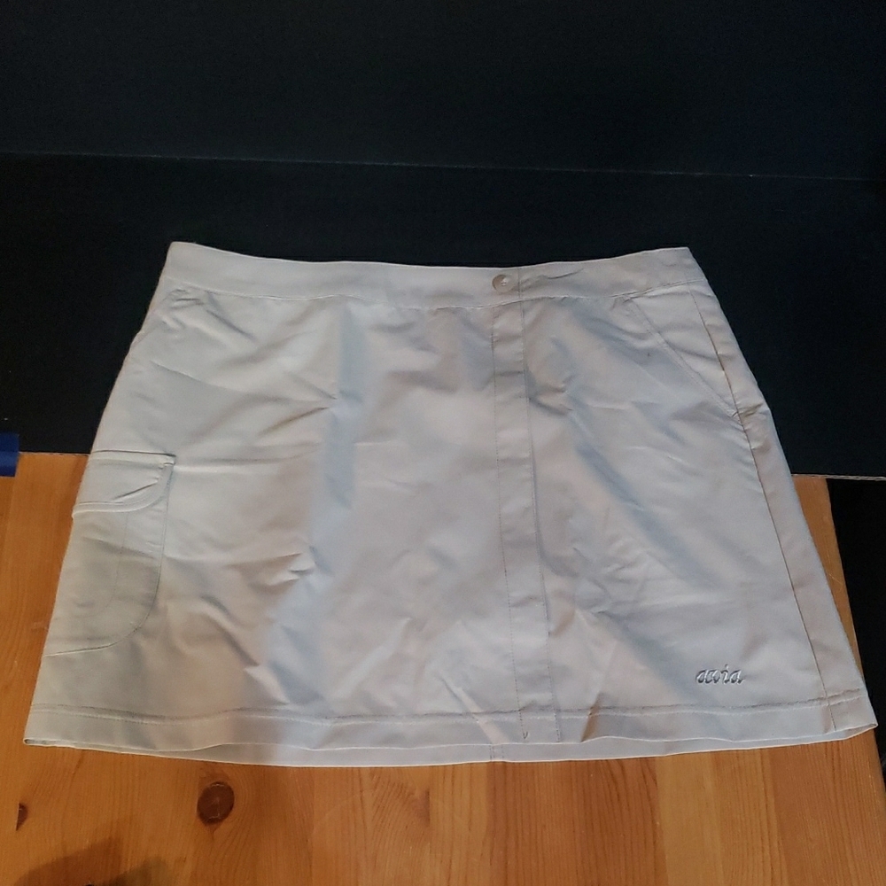 Avia Cream Skort